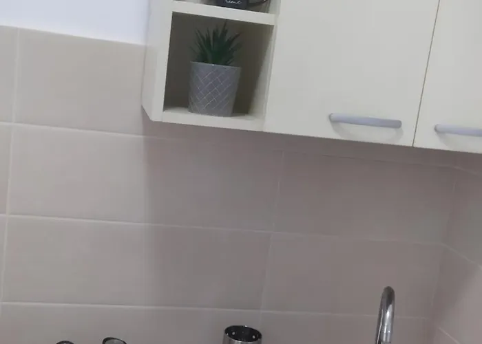 Ami アパート コンスタンツァ